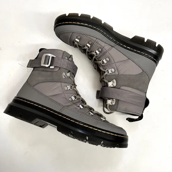 NWOB $140 Original DR. MARTENS Combs Tech Quilted Padded Boots Size 10M 11L Grey
