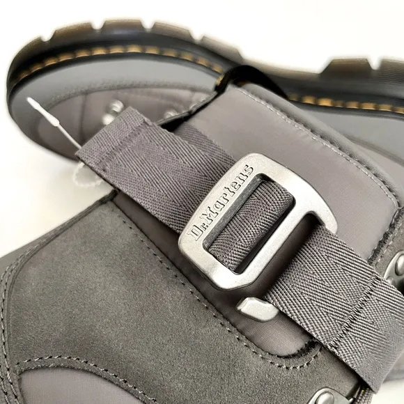 NWOB $140 Original DR. MARTENS Combs Tech Quilted Padded Boots Size 10M 11L Grey