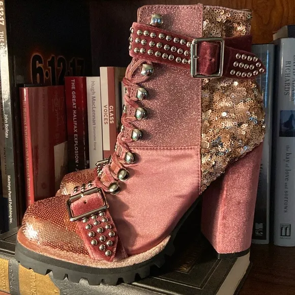 NWOB Jeffrey Campbell Lilith 2 Block Heel Boots Pink Patchwork Women's Size 6.5