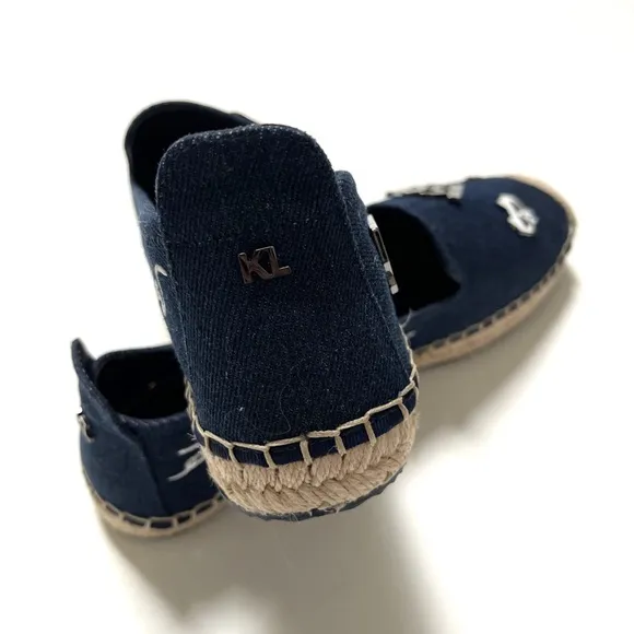 NWOB KARL LAGERFELD Malvie Denim Embellished Espadrilles Enamel Pins Size 9.5