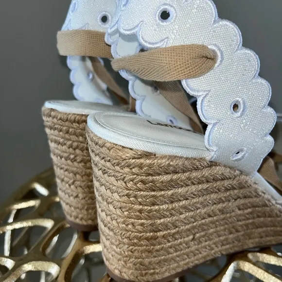 NWOB Larroude Poppy Espadrilles Size 9