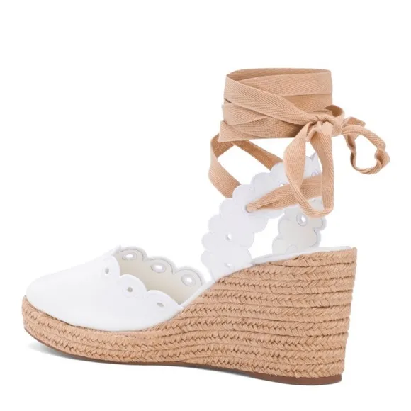 NWOB Larroude Poppy Espadrilles Size 9