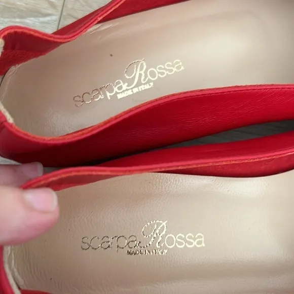 NWOB Scarpa Rossa Made in Italy Red Leather Slip On Loafers - 39.5
