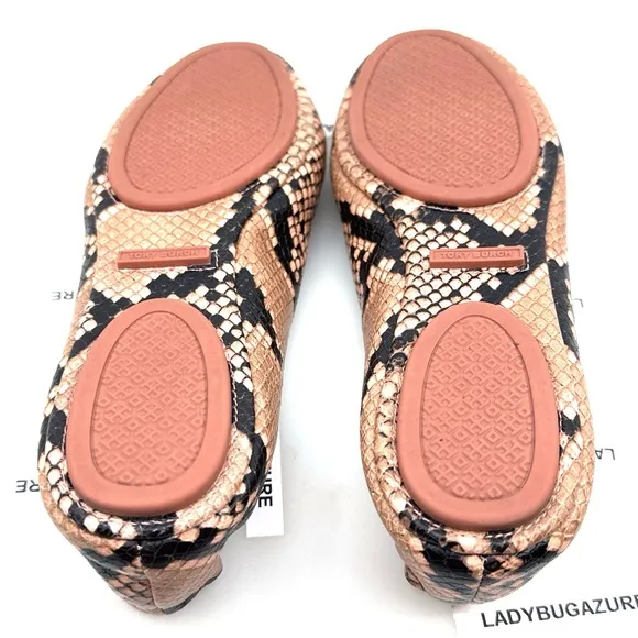 NWOB Tory Burch Minnie Travel Ballet Flat Embossed Leather Color: Blush Size:7.5
