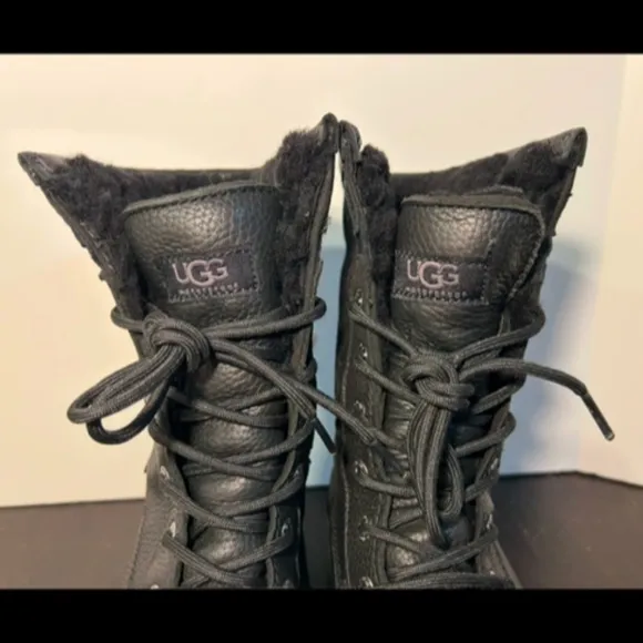 NWOB UGG Adirondack III Waterproof Leather &amp; Suede Winter Boots Womens Size 9