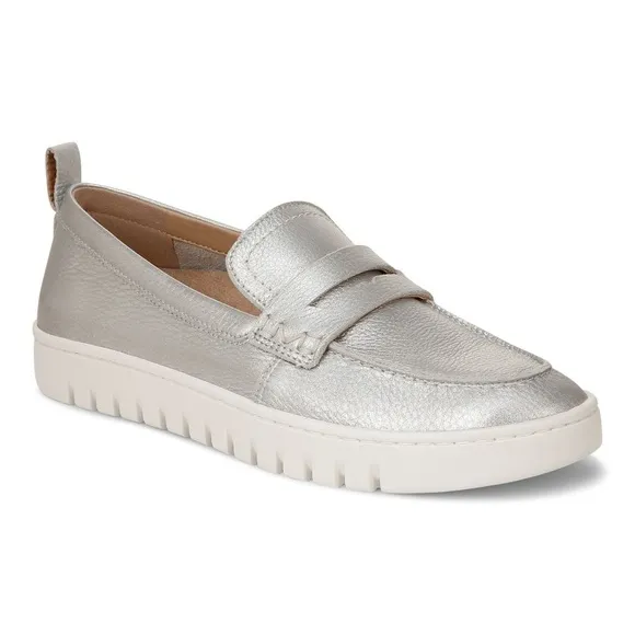 NWOB VIONIC SILVER UPTOWN WOMEN LOAFERS SZ 10M