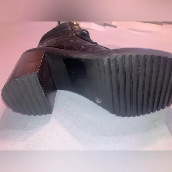 🔥NWOT🔥 Louise et Cie Vamba Black Geometric Quilted Leather Platform Boots W6.5