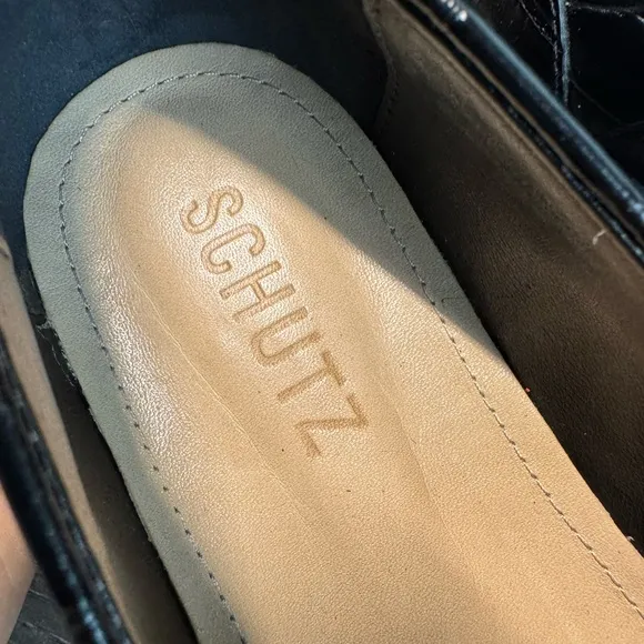 NWOT Schutz Viola Croc Embossed Loafers size 6.5 $118