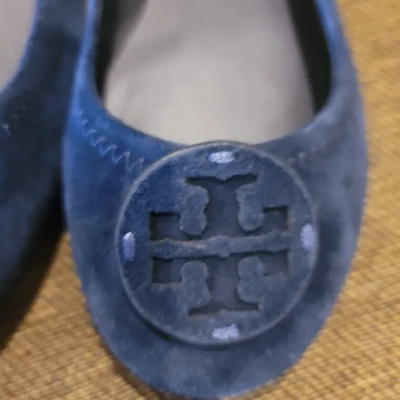 NWOT Tory Burch Perfect Navy Suede Minnie Travel Flats size 6
