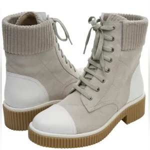 NWOT Vaneli Mage Quilted Lace Up Combat Boots - 9.5