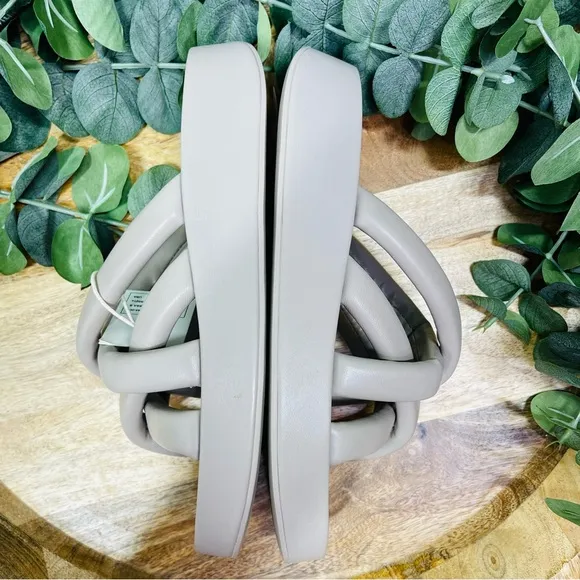 NWT ASH - Vanessa Cross Strap Leather Sandals 7 (37)