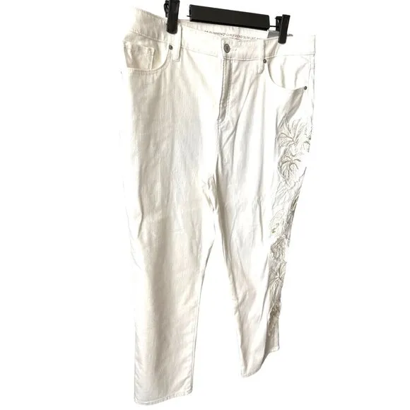 NWT Chico’s White Embroidered Jeans Ankle Girlfriend So Slimming Beaded Size 14P