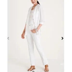 NWT Chico’s White Embroidered Jeans Ankle Girlfriend So Slimming Beaded Size 14P