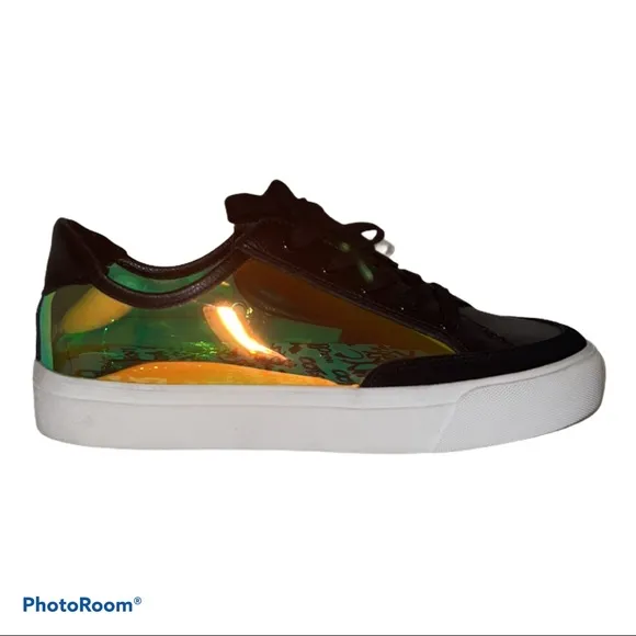 NWT DKNY Ressi Clear Lace Up Fashion Sneakers 8.5