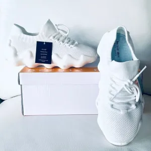 NWT in Box Gorgeous BERNIE MEV 40 (9-9.5) US Davin Comfort white Chunky Sneakers