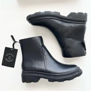 NWT Naturalizer Joelle Waterproof Leather Boots