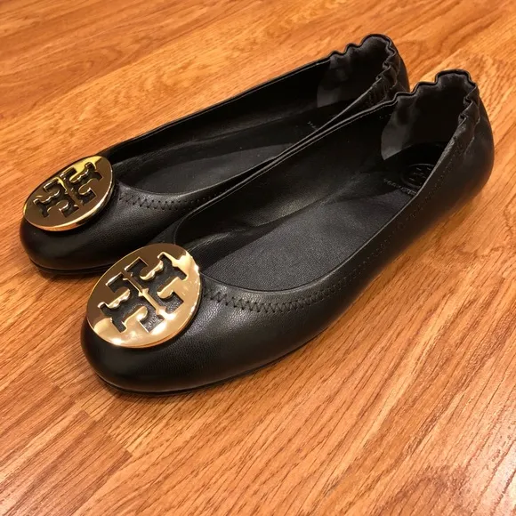 NWT Tory Burch Minnie Travel flats size 7 in black/gold