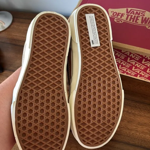 NWT Vans Women's Caldrone Trainers Sneaker, brown sugar/marshmallow, 9