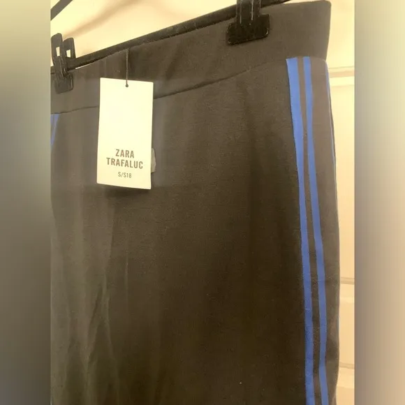 NWT ZARA Black Blue Side Stripe Athleisure Cute Pencil Jersey Midi Skirt Large L