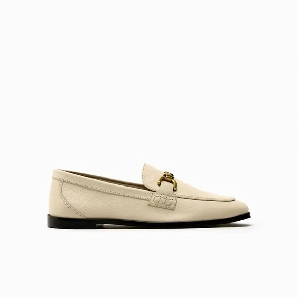 NWT. Zara Cream Soft Leather Loafers with Metal Buckle. Size 10.