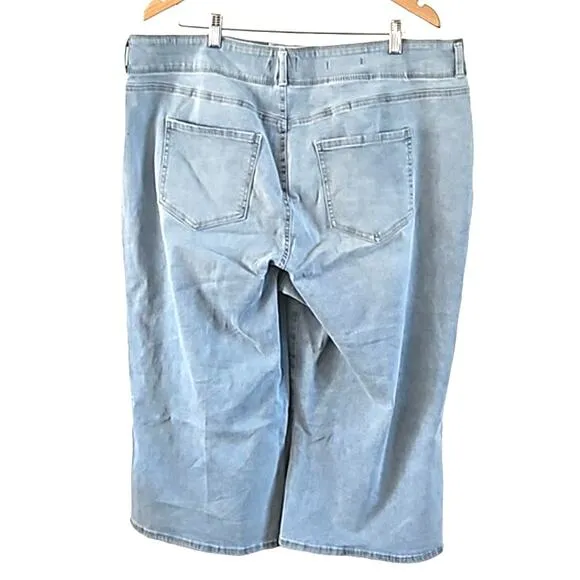 NYDJ Cool Embrace Wide Leg Denim Crop Jeans Size: 18WP (Petite Plus) Color/Wash