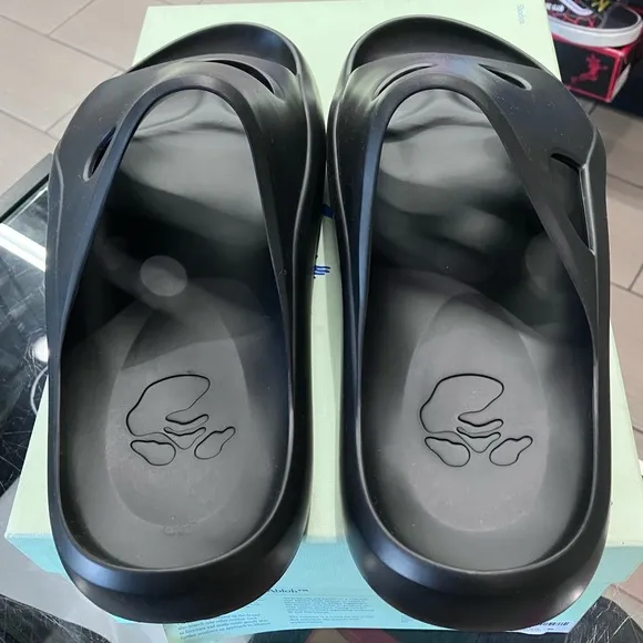 OFF-WHITE Meteor Rubber Slides Black (FW22)