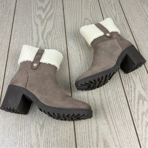 Olivia Miller Amy Women's Sherpa Cuff Ankle Boots 8.5 Sand (Tan/Taupe) $99