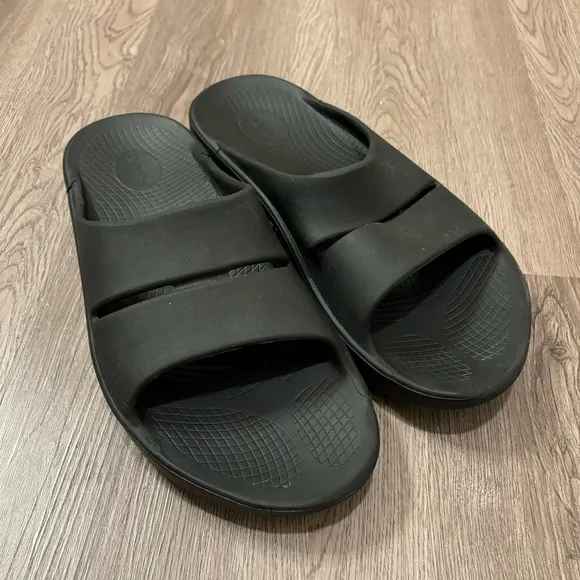 OOFOS OOahh Slide Sandals Men’s 12 Black Slip On Recovery Comfort‎ Support
