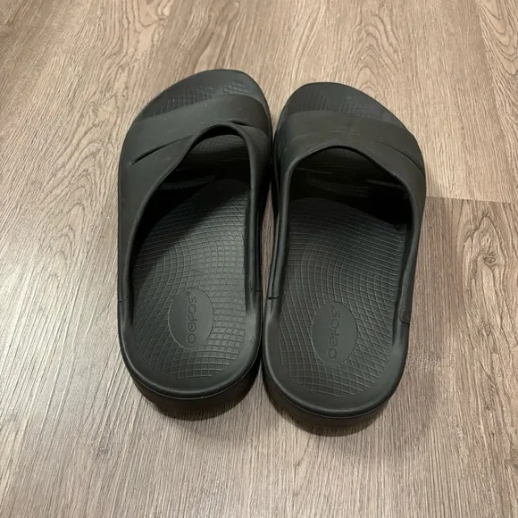 OOFOS OOahh Slide Sandals Men’s 12 Black Slip On Recovery Comfort‎ Support