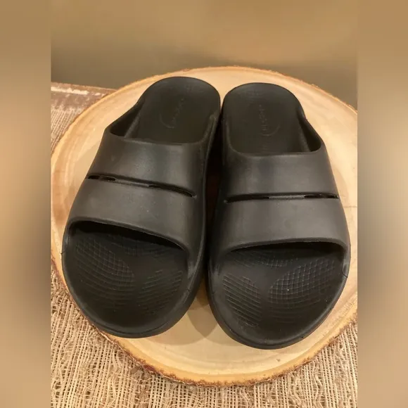 Oofos OOahh Sport Slide Mens Sz 5 Womens 7 Black Oofoam Arch Support Sandals