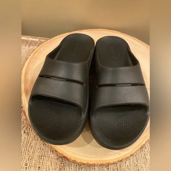 Oofos OOahh Sport Slide Mens Sz 5 Womens 7 Black Oofoam Arch Support Sandals