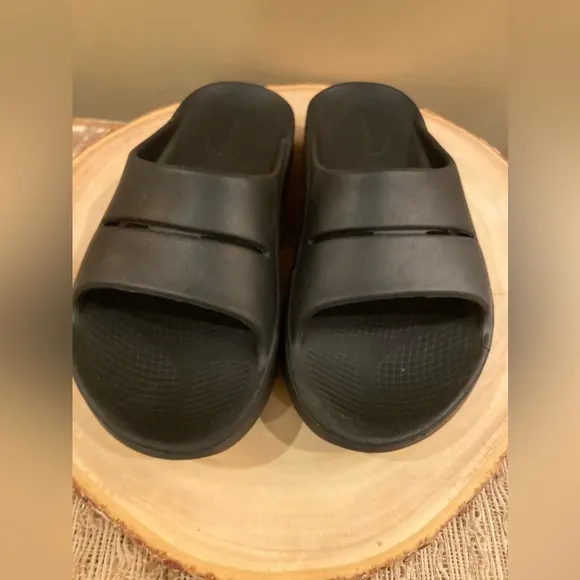 Oofos OOahh Sport Slide Mens Sz 5 Womens 7 Black Oofoam Arch Support Sandals