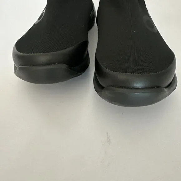 OOFOS  Women's OOmg Sport Low Top Recovery Shoe #5075 Black Slip On 7.5 NWT