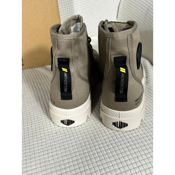 Palladium Pampa Hi Top Sneakers, Dune, Men's 9.5, Women's 11, EU 42.5, NWB