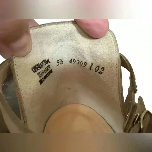 Paul Green Suede Beige/Tan Flats with Ankle Strap Size 8