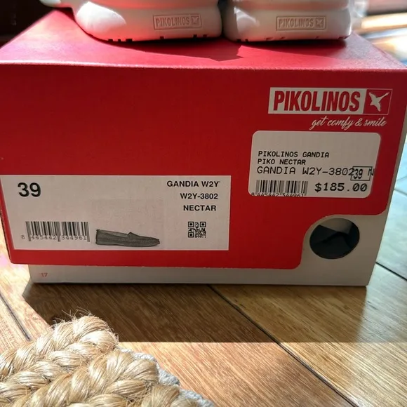 Pikolinos Gandia Loafers 8/8.5W2Y-3802 Nectar