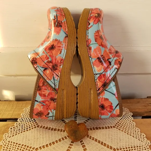 Poppy Dansko Pro Honey Clog Floral Blue Orange Patent Leather Boho Cottage 37 39