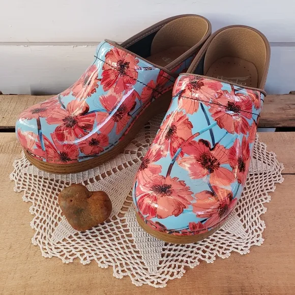 Poppy Dansko Pro Honey Clog Floral Blue Orange Patent Leather Boho Cottage 37 39