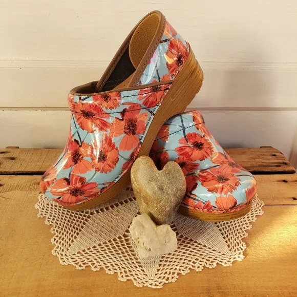 Poppy Dansko Pro Honey Clog Floral Blue Orange Patent Leather Boho Cottage 37 39