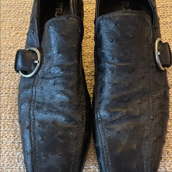 Prada Men's Black Leather Loafers size 9.5european size on the shoe’s ostrich