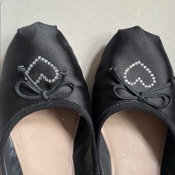 Praying Crystal Ballerinas Black Flats with Heart Detail