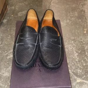 Pre-owned Gucci Men's Black Loafers