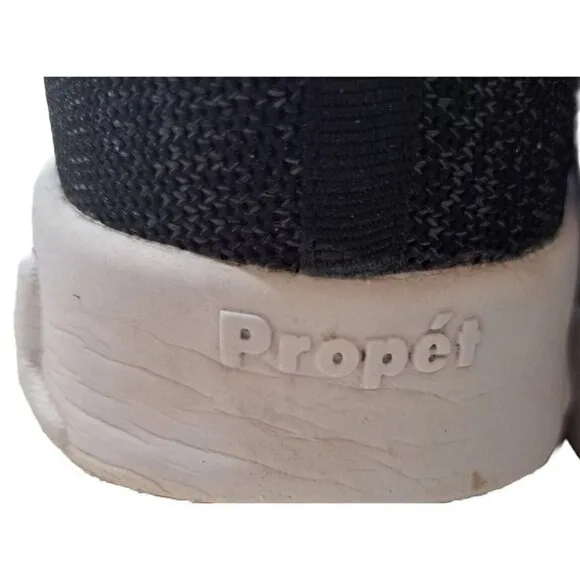 Propet Stability Fly Women's 11 EEEE Black Berry Low Cut Sneakers