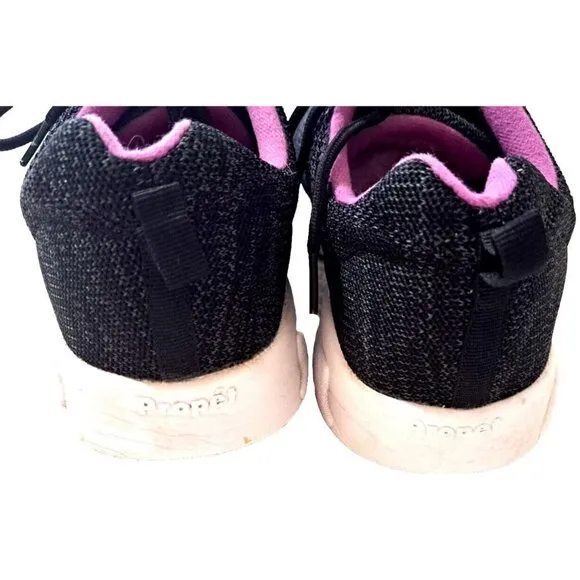 Propet Stability Fly Women's 11 EEEE Black Berry Low Cut Sneakers