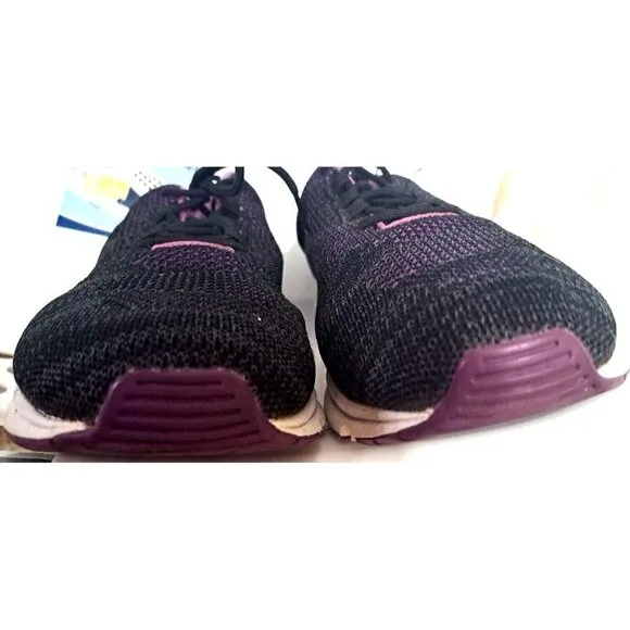 Propet Stability Fly Women's 11 EEEE Black Berry Low Cut Sneakers