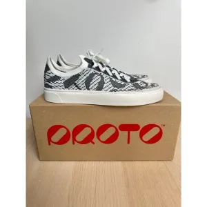 Proto Collective Fashion Sneakers (Jeff Staple) Size 40