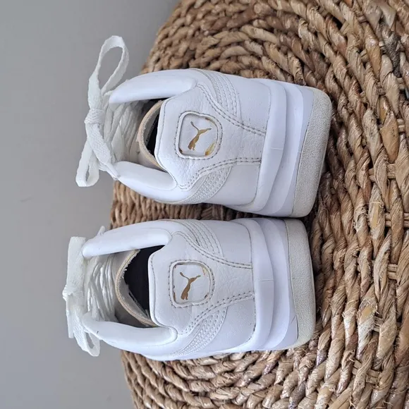 Puma Mens GV‎ Special White Leather Fashion/Athleisure Sneakers S-7C Narrow