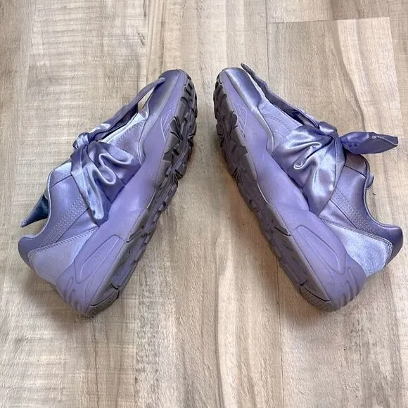 Puma X Fenty by Rihanna Bow lavender satin sneakers size 7.5