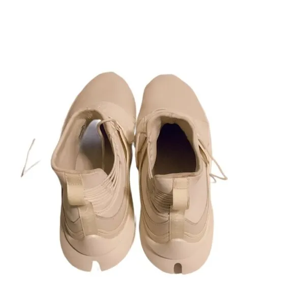 Puma x Fenty Ignite Cream Neoprene Athletic Trainer Streetwear Sneakers W10