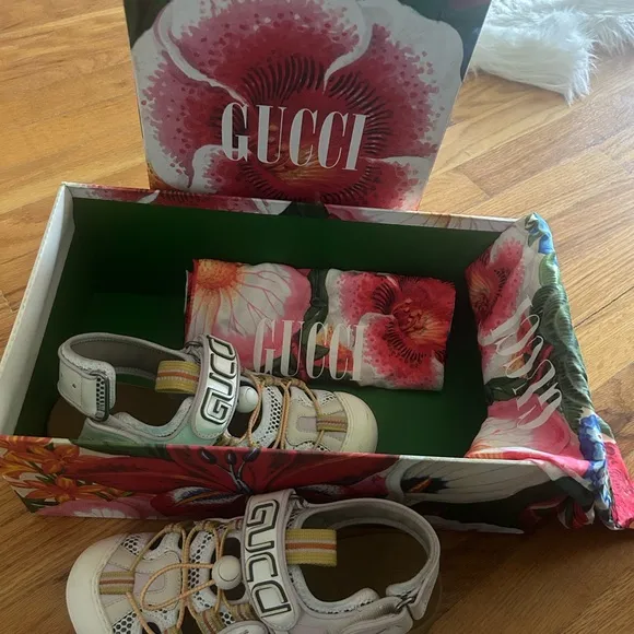 RARE AUTHENTIC GUCCI TINSEL SNEAKERS!!
